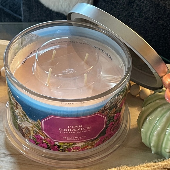 HomeWorx Other - HOMEWORX By Slatkin & Co. Pink Geranium 4 Wick Candle